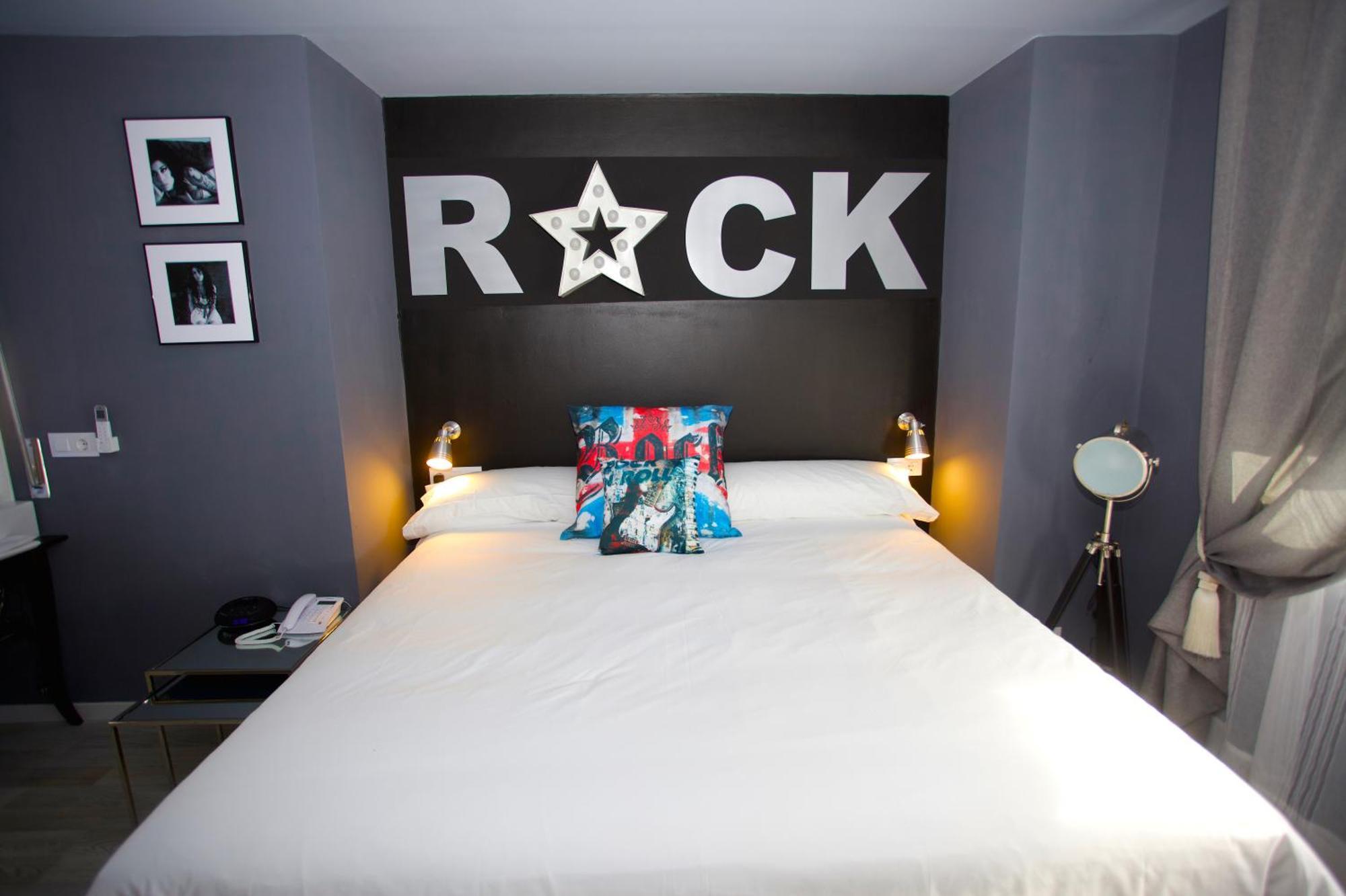 Hotel Apartamentos Rock Star Taboadela エクステリア 写真