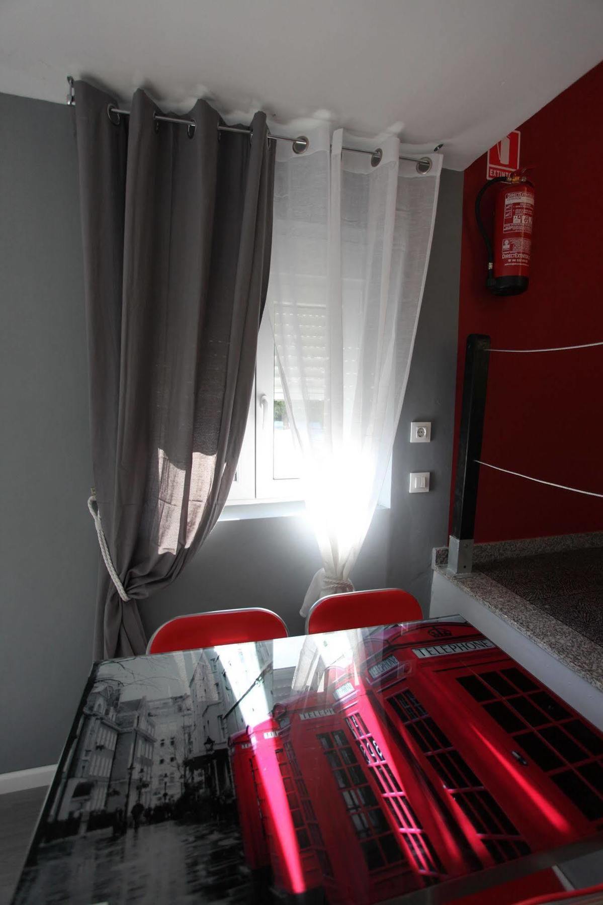 Hotel Apartamentos Rock Star Taboadela エクステリア 写真