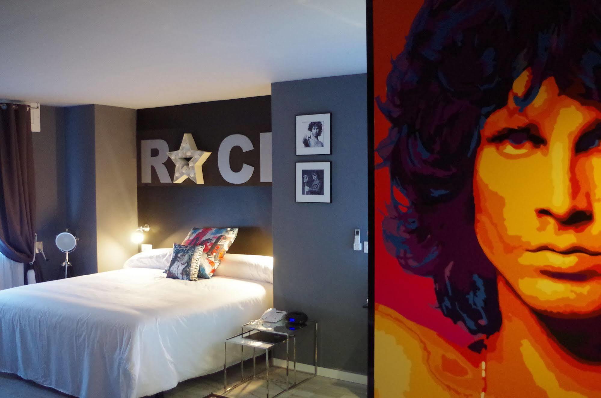 Hotel Apartamentos Rock Star Taboadela エクステリア 写真