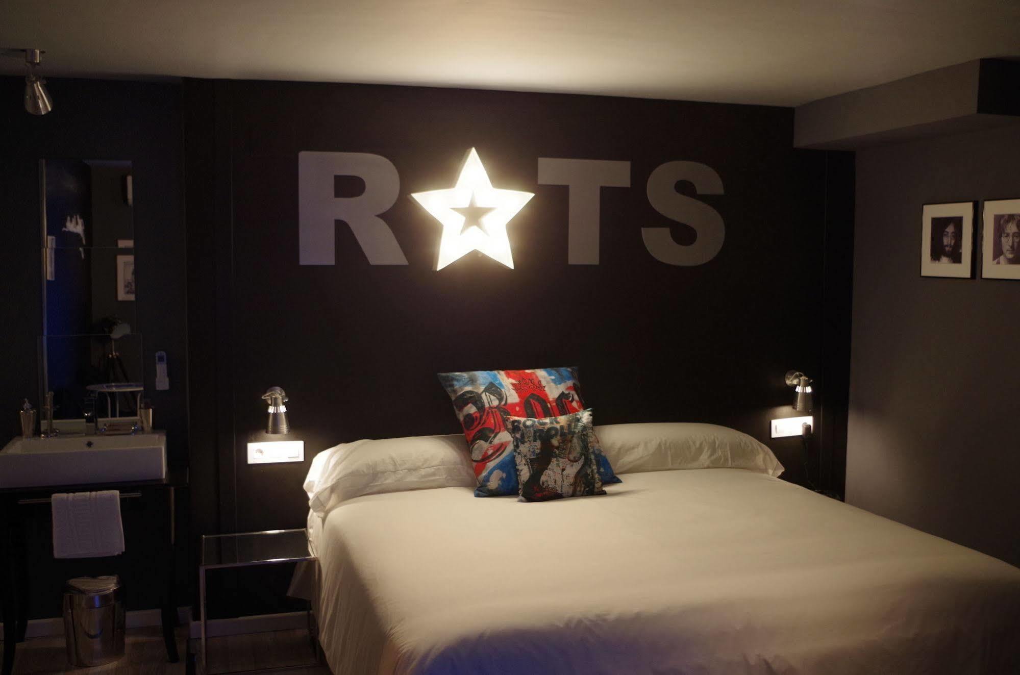 Hotel Apartamentos Rock Star Taboadela エクステリア 写真